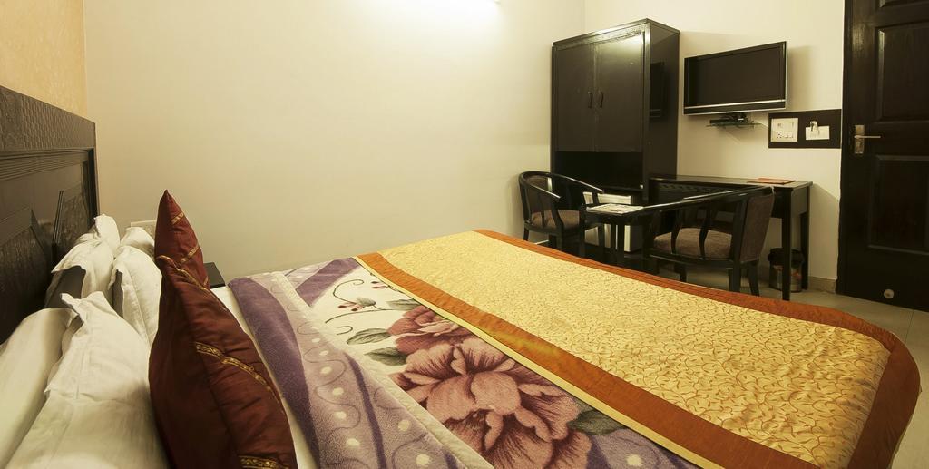 Hotel Sunrise Делі Екстер'єр фото