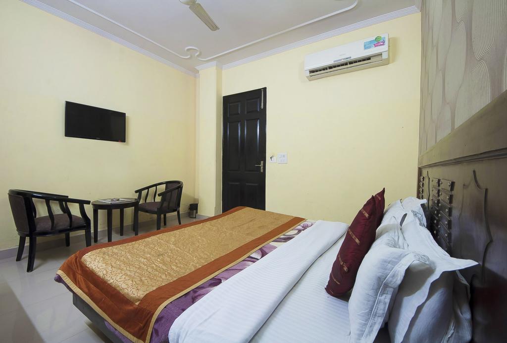 Hotel Sunrise Делі Екстер'єр фото