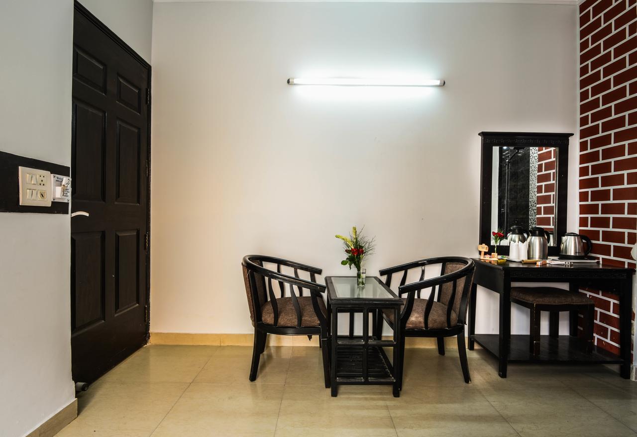 Hotel Sunrise Делі Екстер'єр фото