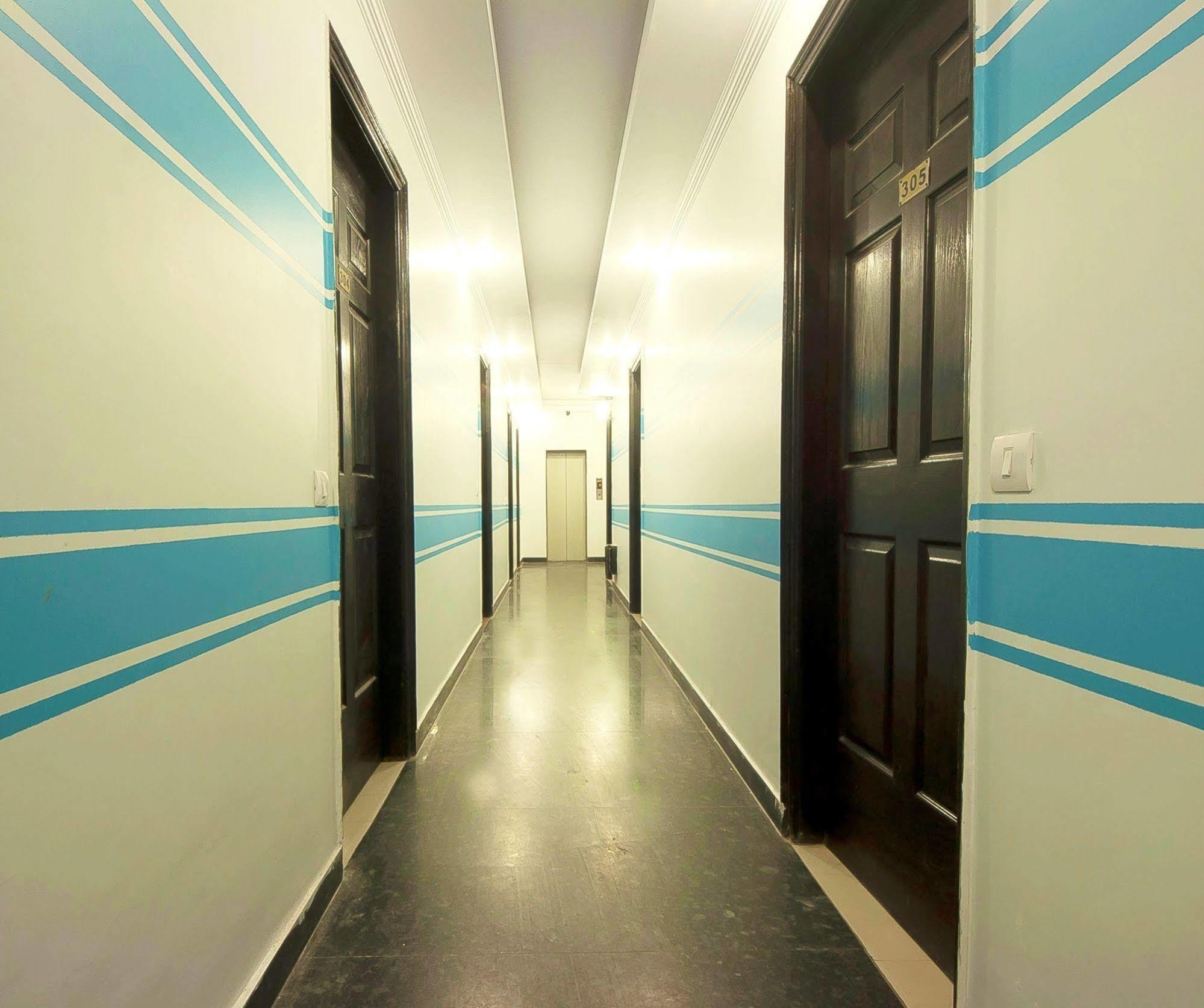 Hotel Sunrise Делі Екстер'єр фото